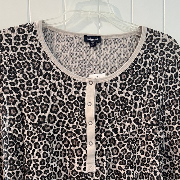 Splendid Black and Cream Leopard Print Long Sleeve Top NEW - Picture 3 of 7